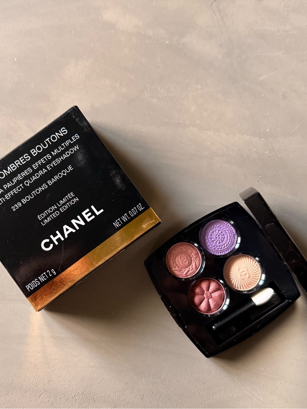CHANEL Les 4 Ombres Boutons - 239 Boutons Baroque